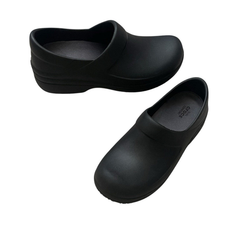 CROCS Black Slip Resistant Non Marking Work Comfort Slip On Clog Womens size 8